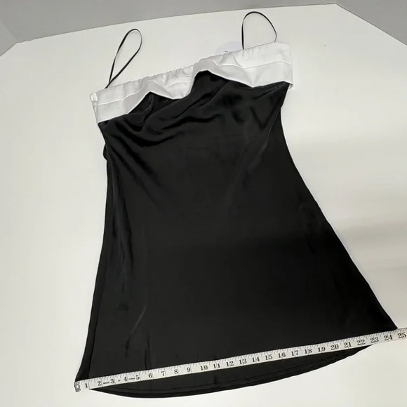 Princess Polly Phillipa Mini Dress - Size 6 - NEW With‎ Tags. - Picture 10 of 16